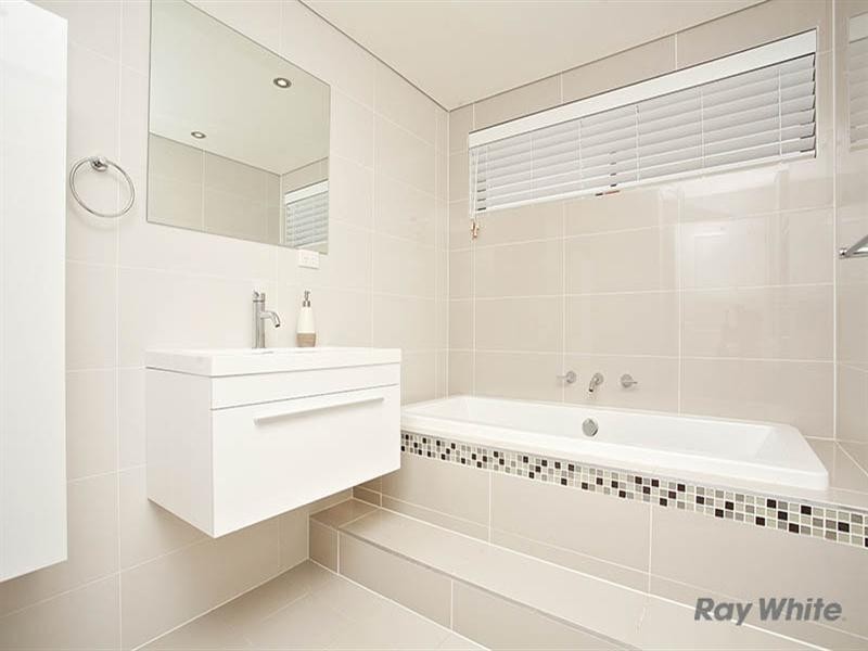 806 Merrylands Road, Greystanes NSW 2145