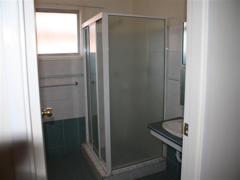 77 Chanel Road, Toongabbie NSW 2146