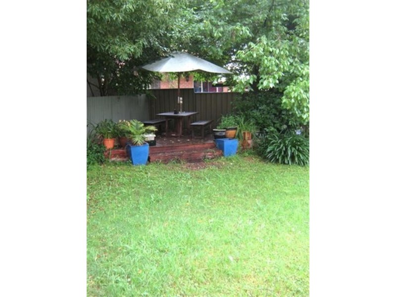 8 May Street, Constitution Hill NSW 2145