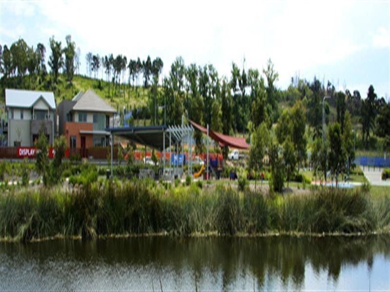 8 Driftway Drive, Pemulwuy NSW 2145