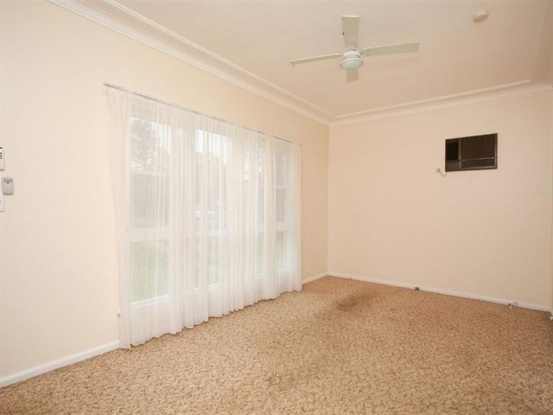 40 Braeside Road, Greystanes NSW 2145