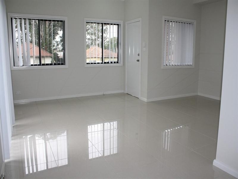 24 Jewelsford Road, Wentworthville NSW 2145