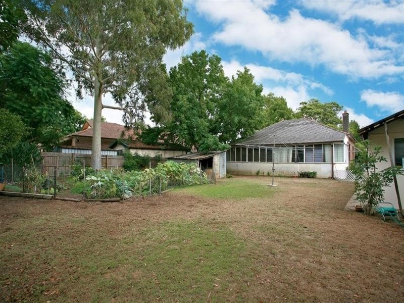 10 McKern Street, Wentworthville NSW 2145