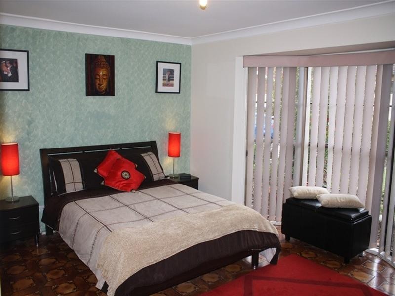 4 CASSIA Close, Bossley Park NSW 2176