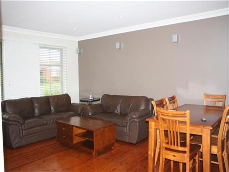 28 Sapphire Street, Greystanes NSW 2145