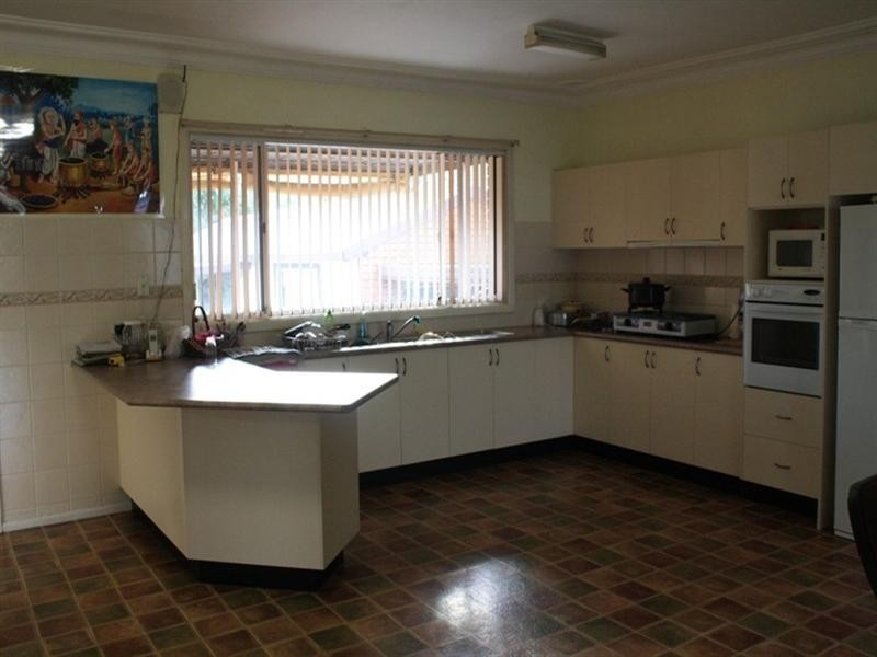 14 Richmond Street, South Wentworthville NSW 2145