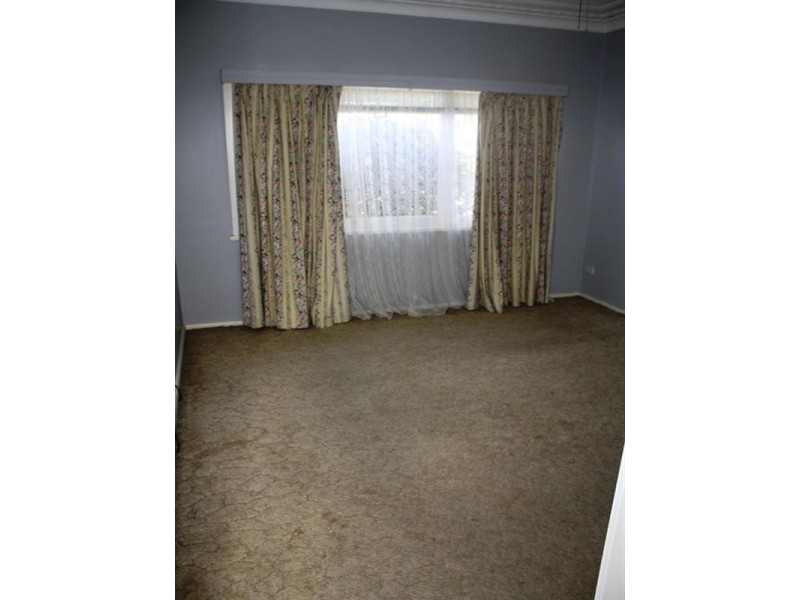 13 Bromfield Avenue, Toongabbie NSW 2146