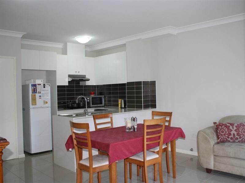 2/55-57 Hassal Street, Westmead NSW 2145