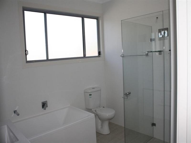 42 Scott Street, Toongabbie NSW 2146