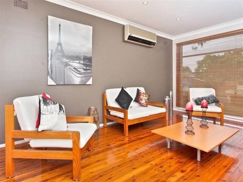 2 Brett Avenue, Constitution Hill NSW 2145