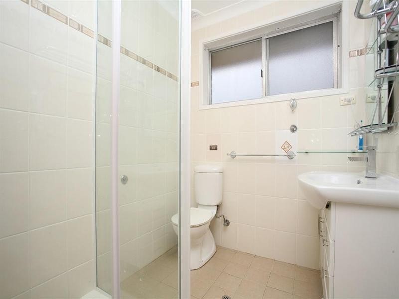 16 Strickland Place, Wentworthville NSW 2145