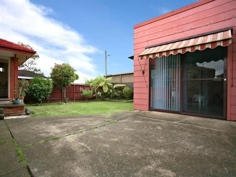 16 Strickland Place, Wentworthville NSW 2145