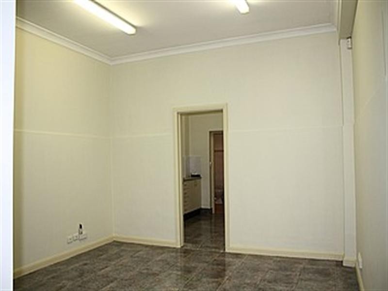 3/4 Lansdowne Street, Parramatta NSW 2150