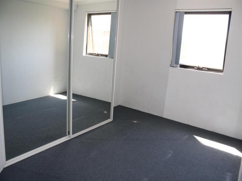 40/24-28 First Avenue, Blacktown NSW 2148