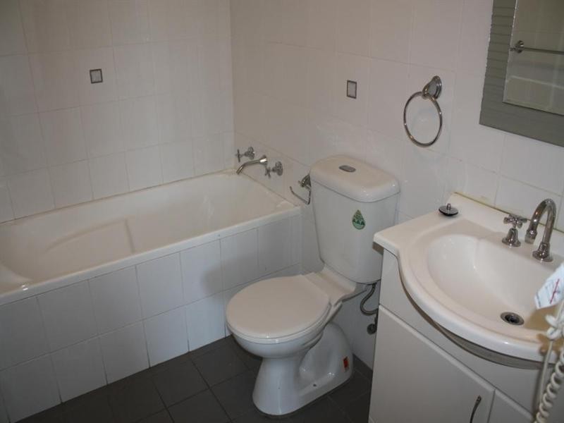 40/24-28 First Avenue, Blacktown NSW 2148