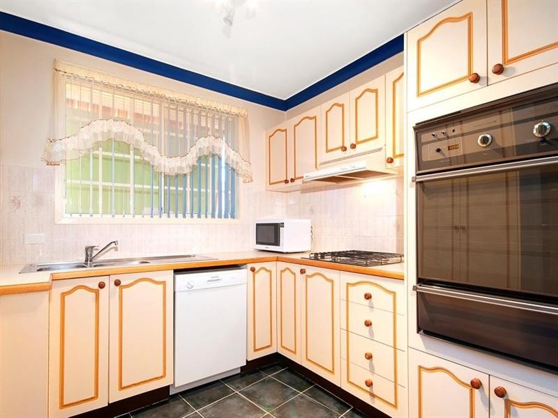 6/5A Binalong Road, Pendle Hill NSW 2145