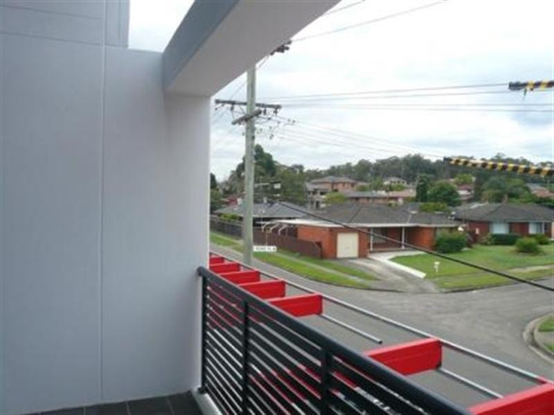 8/6-10 Kippax Street, Greystanes NSW 2145