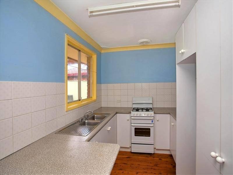 77 Kolodong Drive, Quakers Hill NSW 2763