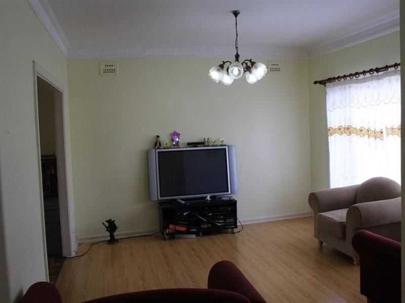 14 Richmond Street, South Wentworthville NSW 2145