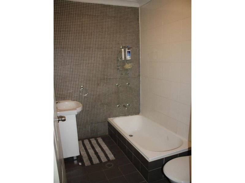 72 Old Prospect Road, South Wentworthville NSW 2145