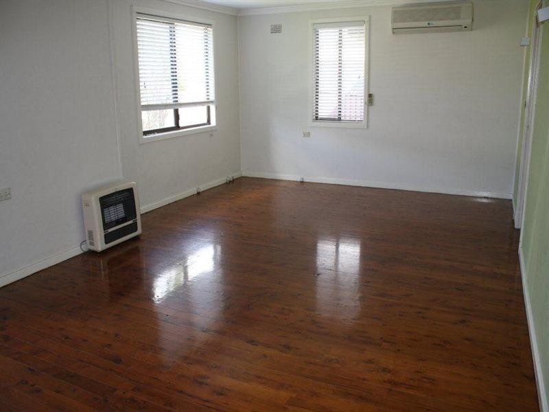 82 Bungaree Road, Toongabbie NSW 2146