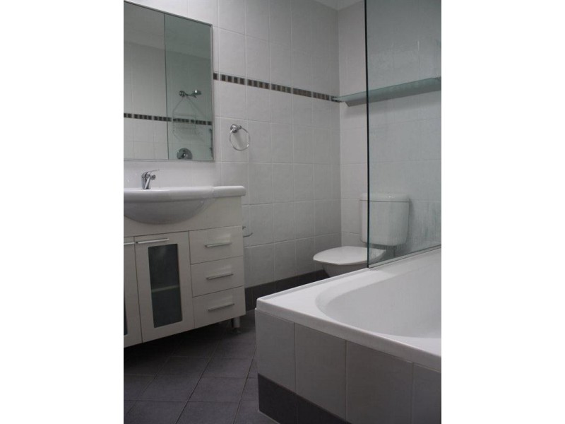 82 Bungaree Road, Toongabbie NSW 2146