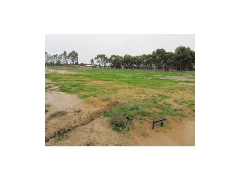 18 Riverview Estate, Deniliquin NSW 2710