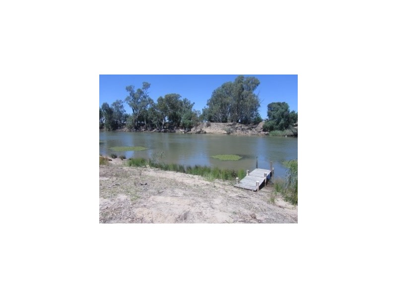 276 Boggy Creek Road, Deniliquin NSW 2710
