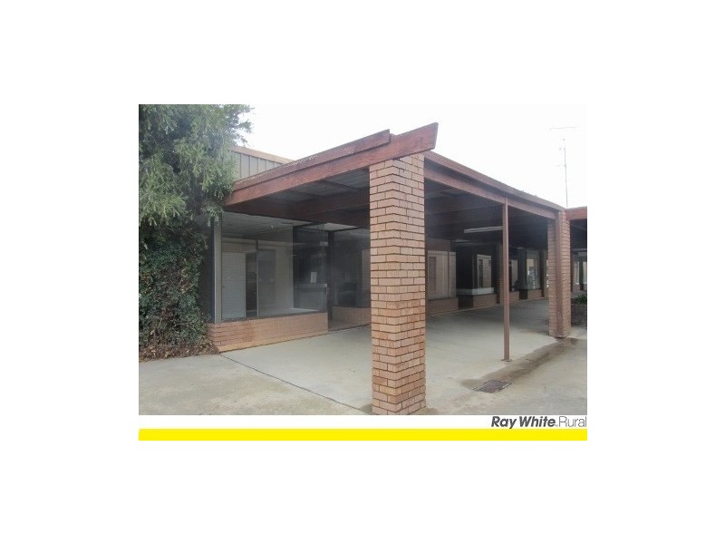 1,2,6and7/342 George Street, Deniliquin NSW 2710