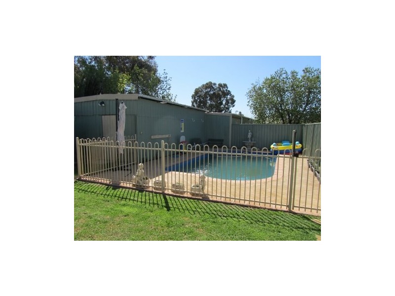 469 Henry Street, Deniliquin NSW 2710