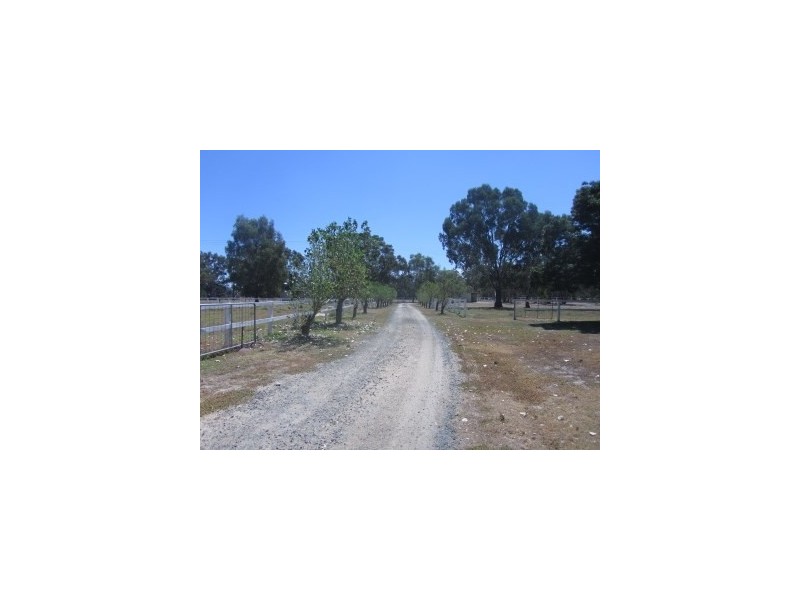 276 Boggy Creek Road, Deniliquin NSW 2710