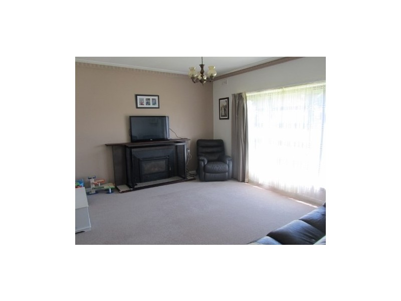 361 Sloane Street, Deniliquin NSW 2710