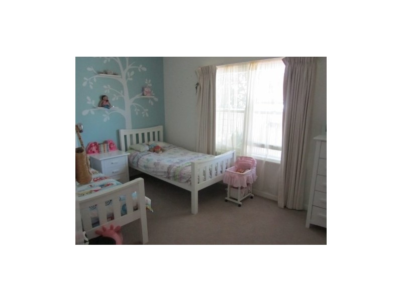 361 Sloane Street, Deniliquin NSW 2710