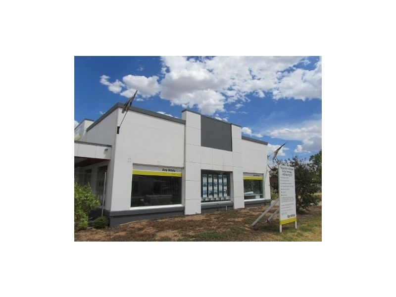 66 Hardinge Street, Deniliquin NSW 2710