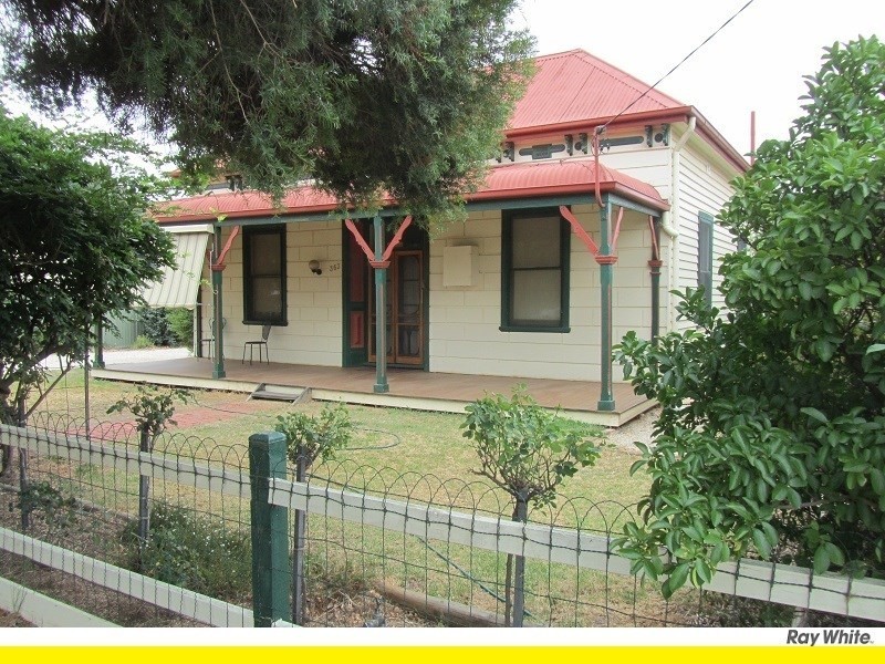 363 Trickett Street, Deniliquin NSW 2710