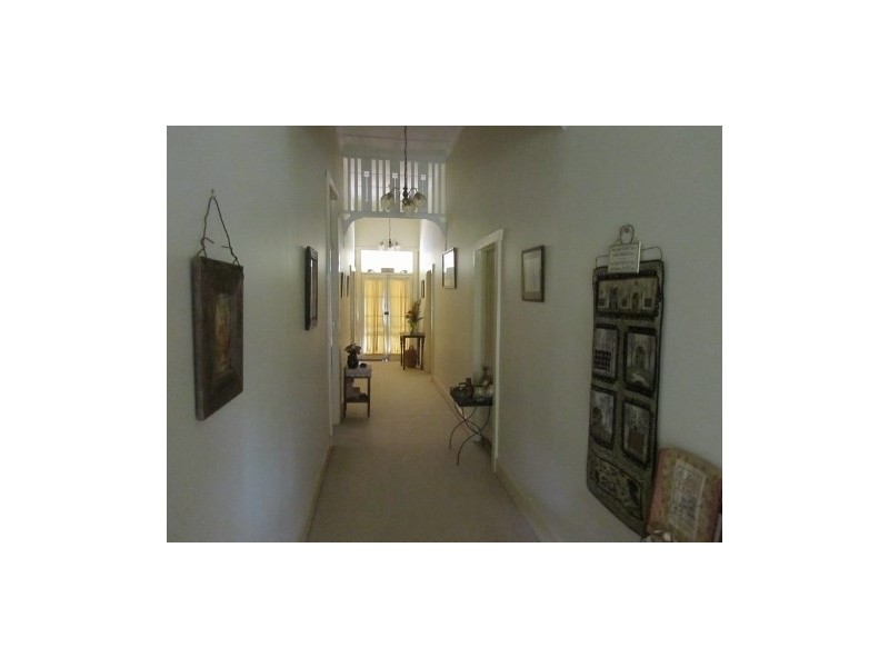 363 Trickett Street, Deniliquin NSW 2710