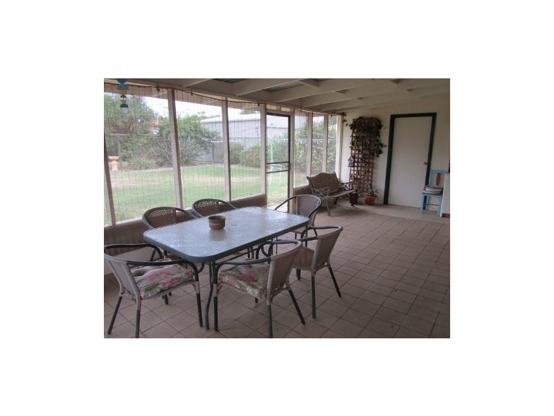 363 Trickett Street, Deniliquin NSW 2710