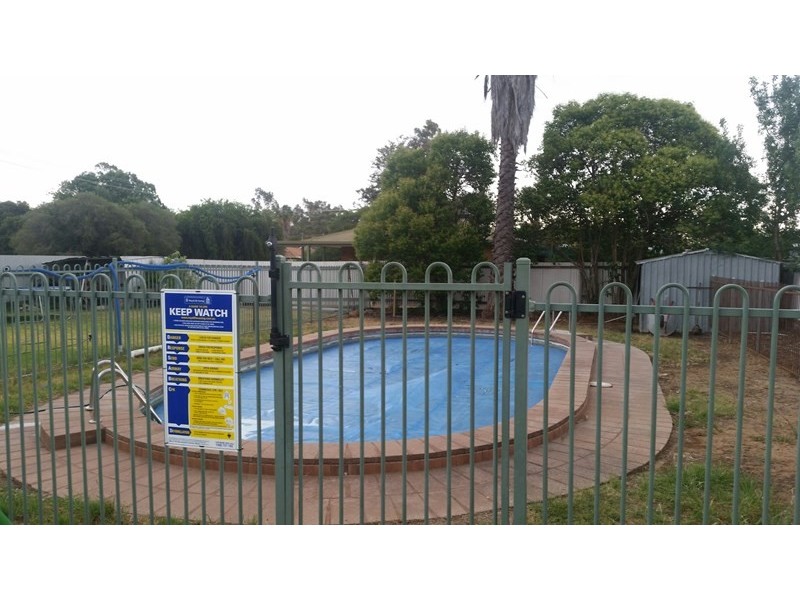 249 Lagoon Street, Deniliquin NSW 2710