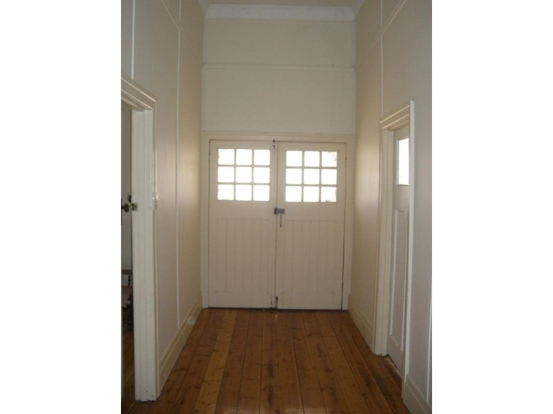 86 Wellington Street, Deniliquin NSW 2710