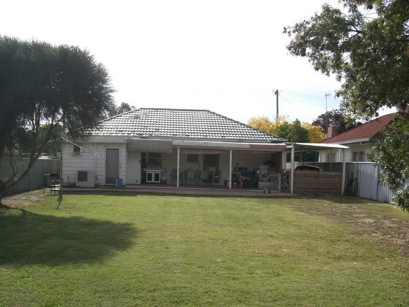 476 George Street, Deniliquin NSW 2710
