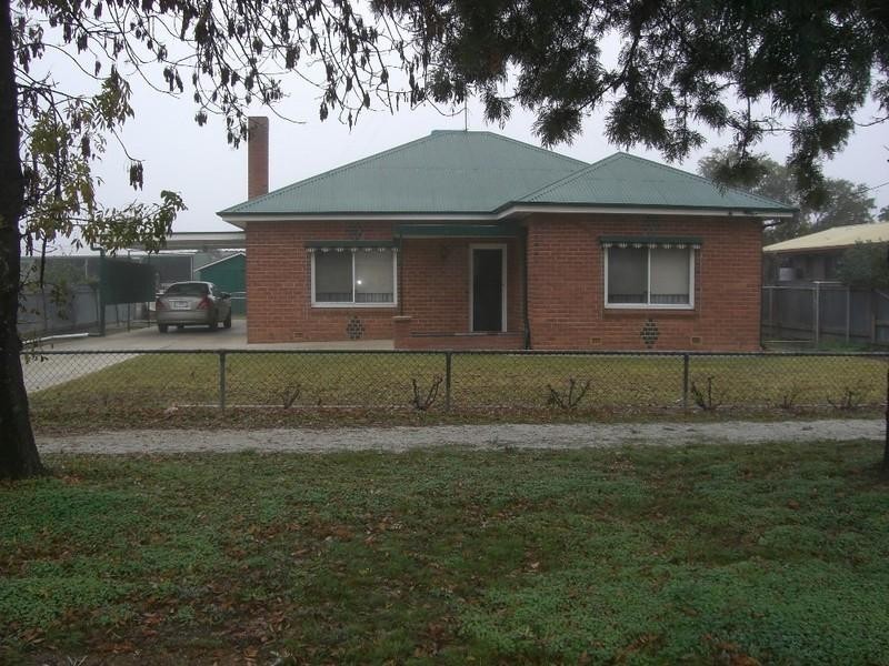 409 Henry Street, Deniliquin NSW 2710
