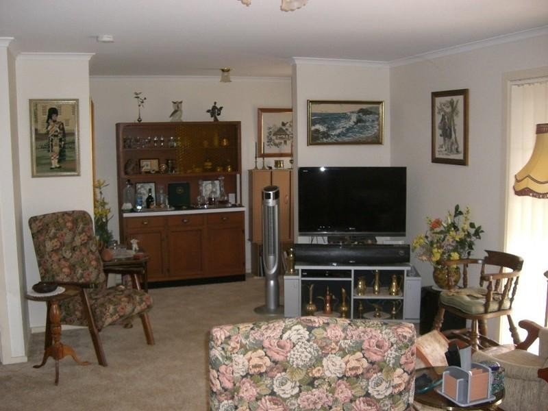 2/118 Crispe Street, Deniliquin NSW 2710