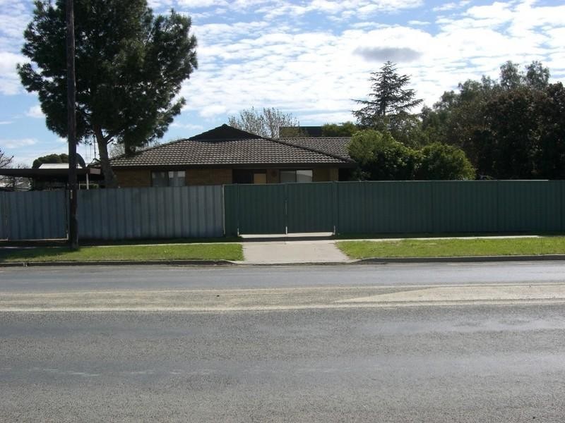 400 Harfleur Street, Deniliquin NSW 2710