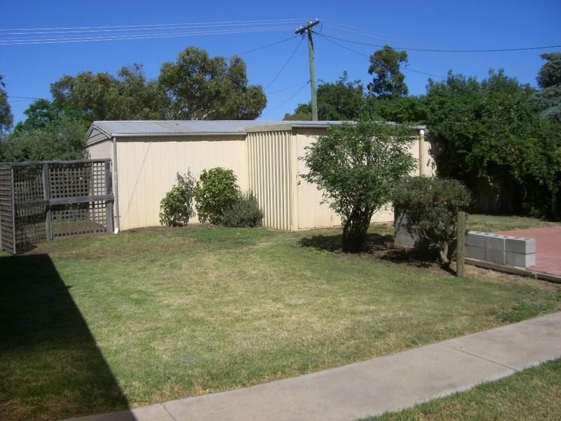 119 Junction Street, Deniliquin NSW 2710
