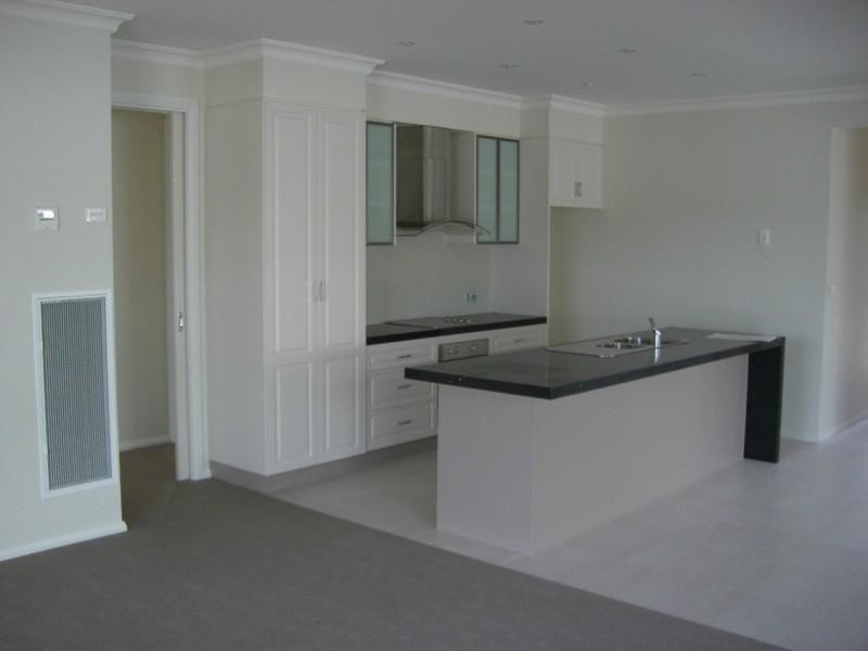 358 Sloane Street, Deniliquin NSW 2710