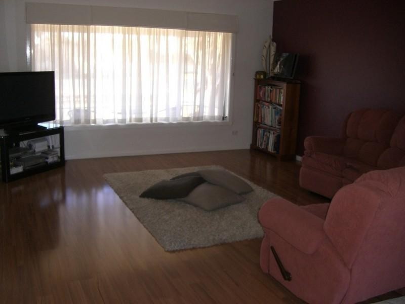 456 Wood Street, Deniliquin NSW 2710