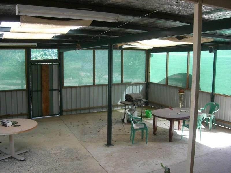 10/11 Cobb Highway, Booroorban NSW 2710