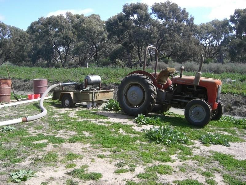 10/11 Cobb Highway, Booroorban NSW 2710
