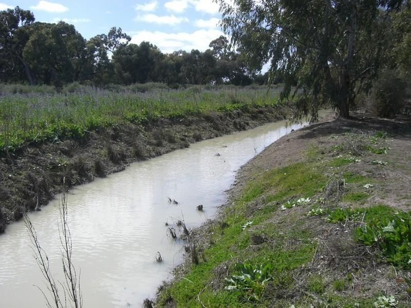 10/11 Cobb Highway, Booroorban NSW 2710