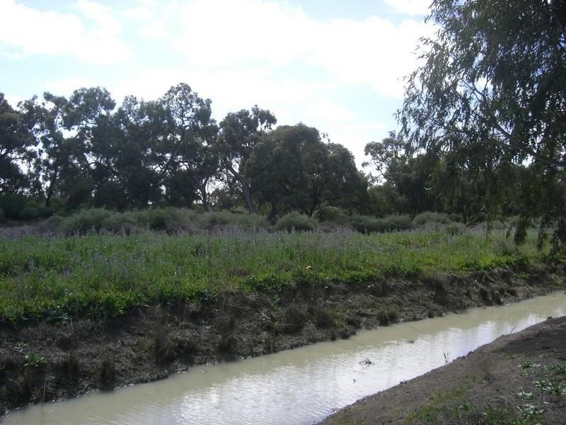 10/11 Cobb Highway, Booroorban NSW 2710